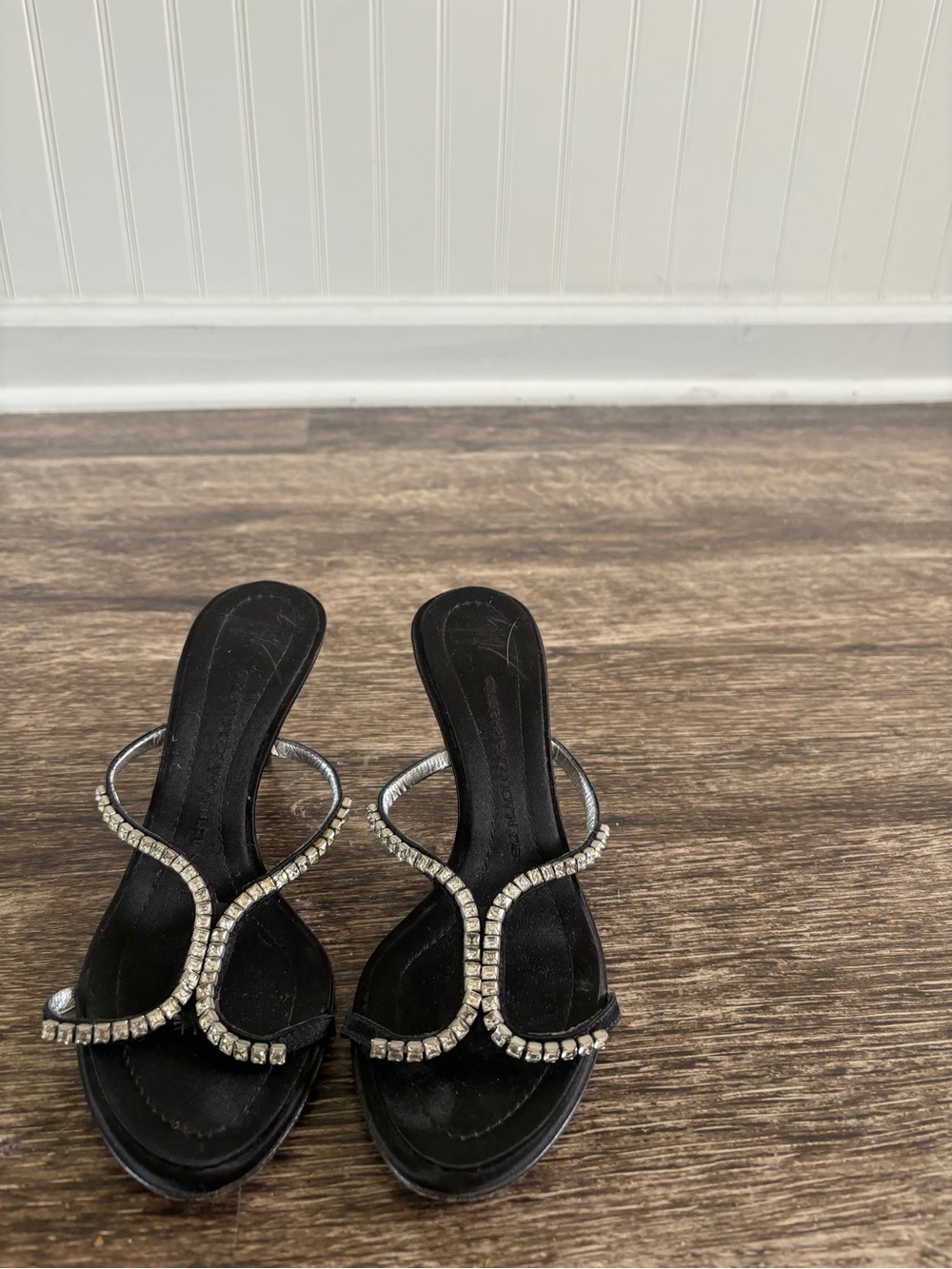 Giuseppe Zanotti Black Rhinestone Strappy Kitten Heel Slides - Picture 8 of 10